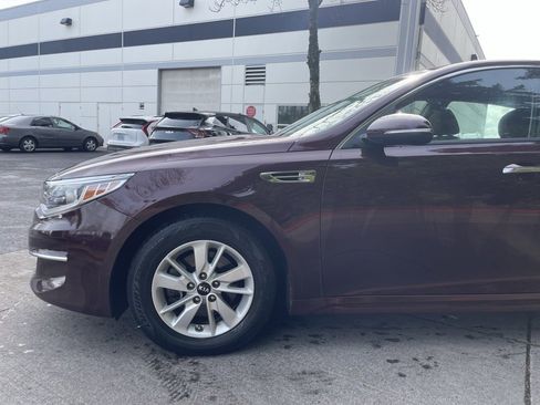 Used 2016 Kia Optima LX w/ LX Convenience Package image 8