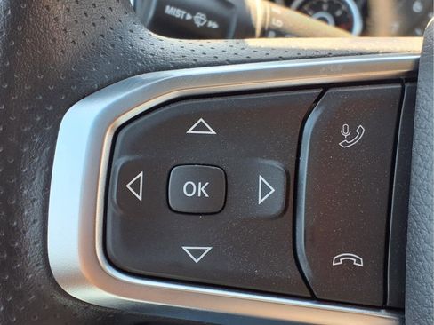 New 2026 RAM 1500 Express AWD/4WD image 14