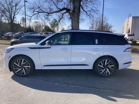 New 2026 Lincoln Aviator Black Label w/ Jet Appearance Package image 8