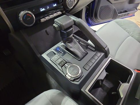 Used 2025 Toyota Tacoma SR5 image 25