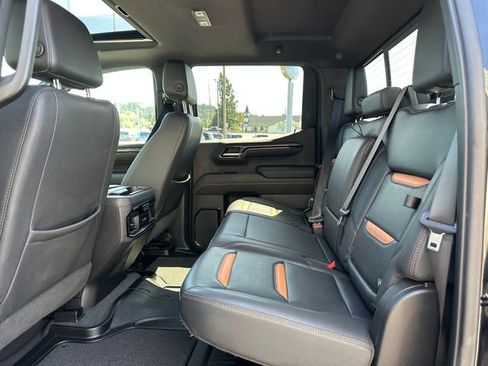 Used 2023 GMC Sierra 1500 AT4 w/ AT4 Premium Package AWD/4WD image 21
