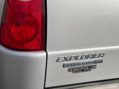 Used 2003 Ford Explorer Sport Trac XLT image 20