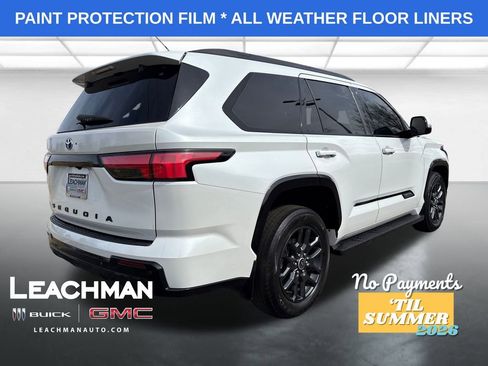Used 2023 Toyota Sequoia Platinum image 3