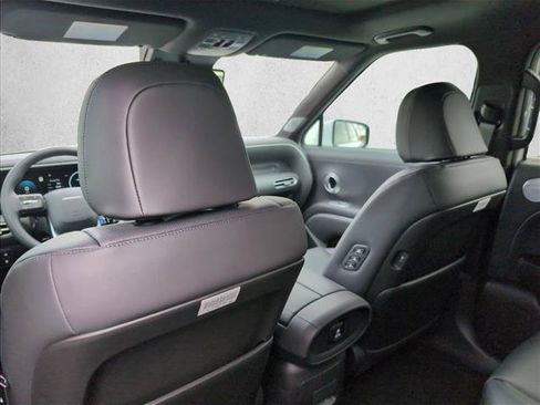 New 2026 Hyundai Palisade Calligraphy FWD image 16