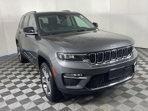 Used 2024 Jeep Grand Cherokee Limited 4xe w/ Luxury Tech Group II image 4