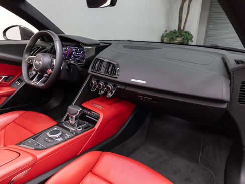 Used 2020 Audi R8 V10 performance AWD/4WD image 13