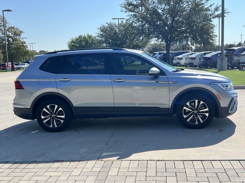Used 2024 Volkswagen Tiguan S FWD image 10