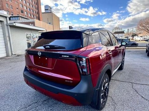 Certified 2025 Nissan Kicks SV image 7