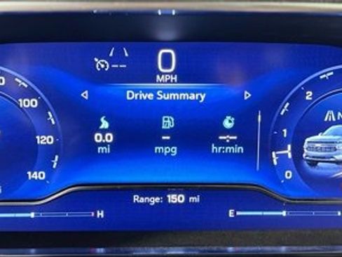 Used 2023 Chevrolet Tahoe Z71 w/ Luxury Package image 19