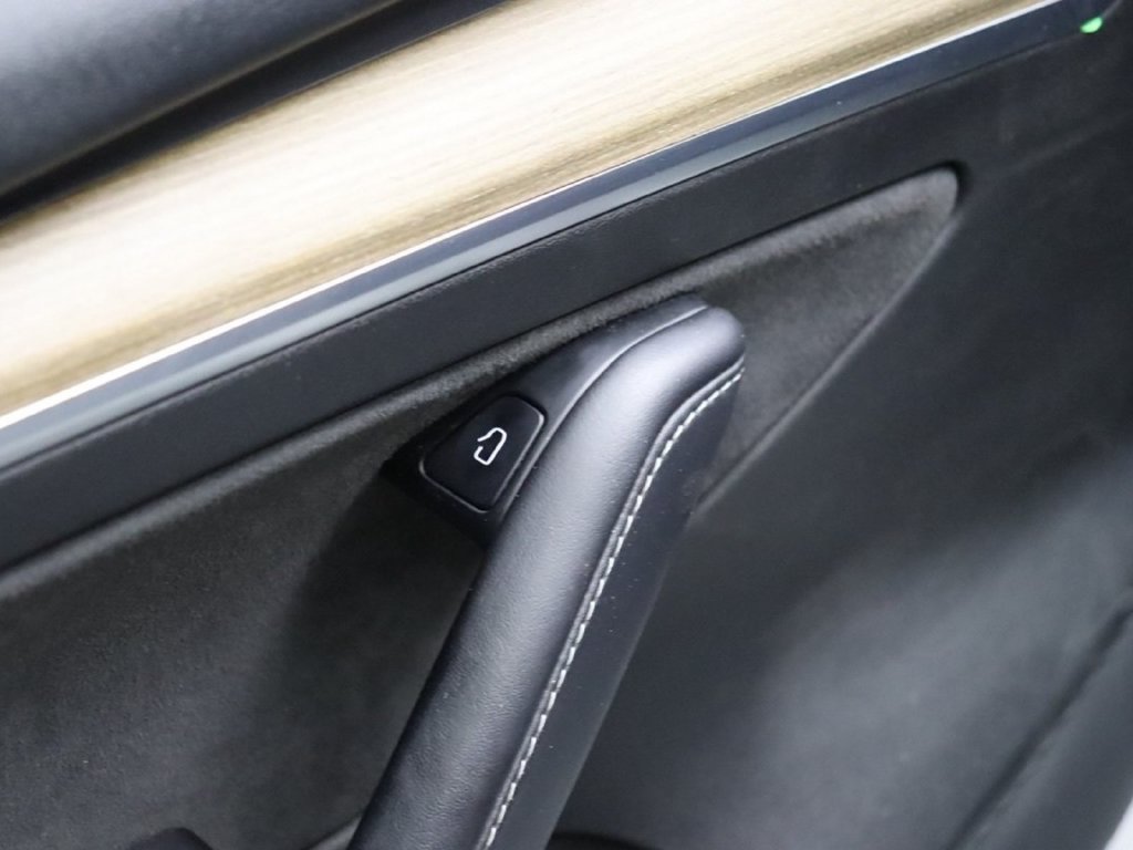 Used 2023 Tesla Model 3 Long Range AWD/4WD image 12