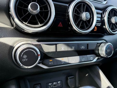 Used 2024 Nissan Sentra SV image 17