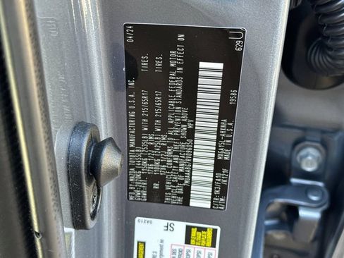 Certified 2024 Toyota Corolla Cross L AWD/4WD image 27