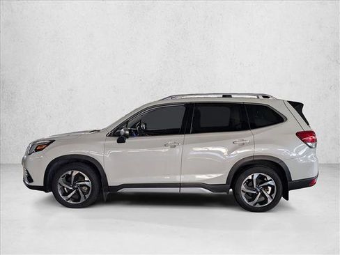 Used 2024 Subaru Forester Touring AWD/4WD image 8