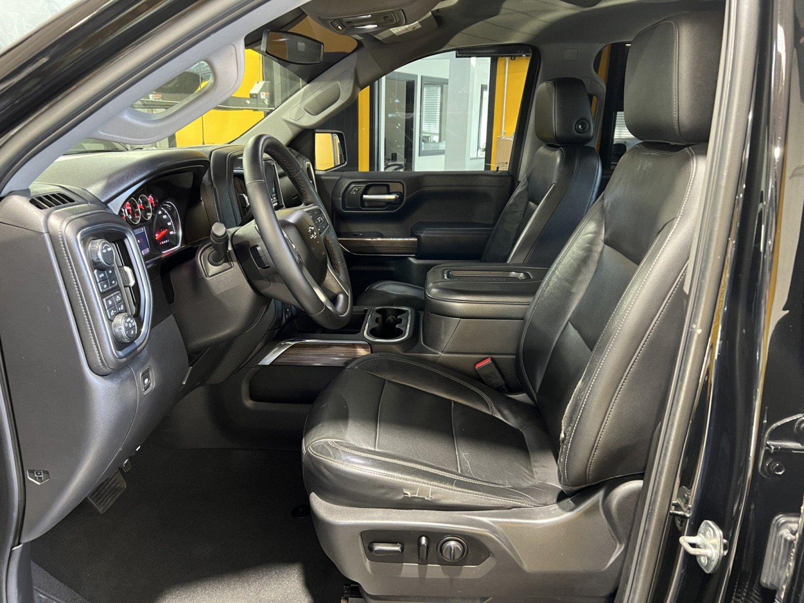 Used 2020 Chevrolet Silverado 1500 RST w/ All-Star Edition AWD/4WD image 15