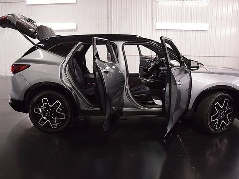 Used 2023 Chevrolet Blazer RS w/ Driver Confidence II Package AWD/4WD image 32