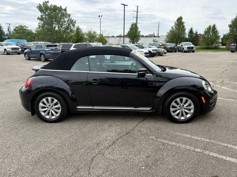 Used 2019 Volkswagen Beetle 2.0T S FWD image 16