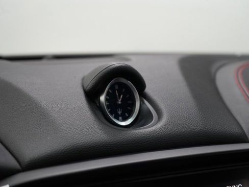 Used 2020 Maserati Ghibli S GranSport Q4 image 23