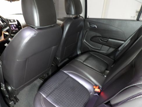 Used 2020 Chevrolet Sonic Premier FWD image 10