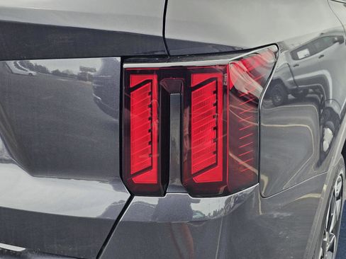 New 2026 Kia Sorento EX w/ EX Premium Package FWD image 9