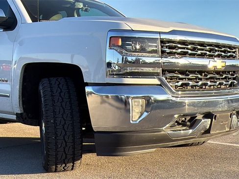 Used 2017 Chevrolet Silverado 1500 LTZ w/ Sport Package image 12