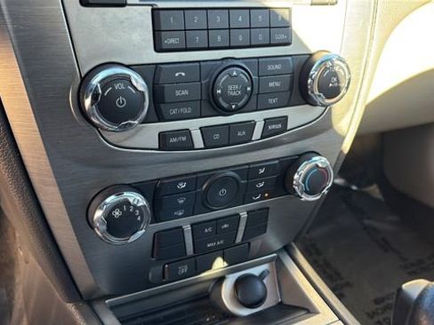 Used 2011 Ford Fusion SE w/ 202A Rapid Spec Order Code image 30