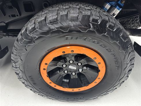 Used 2018 Ford F150 Raptor w/ Equipment Group 802A Luxury AWD/4WD image 16