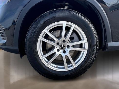 Used 2023 Mercedes-Benz GLC 300 4MATIC image 8