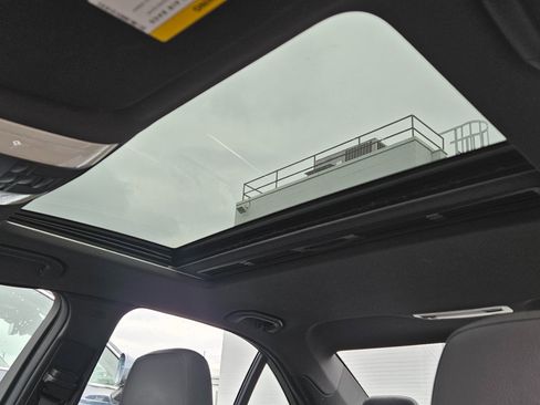 Used 2010 Mercedes-Benz C 300 4MATIC Sedan image 20