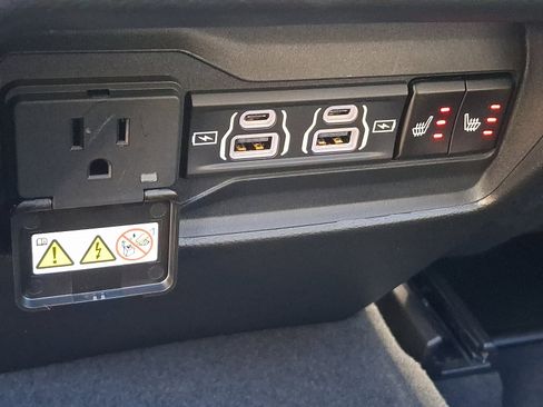 New 2025 Jeep Grand Cherokee Limited image 7