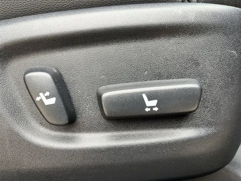 Used 2023 Toyota 4Runner SR5 Premium w/ Moonroof Package image 26