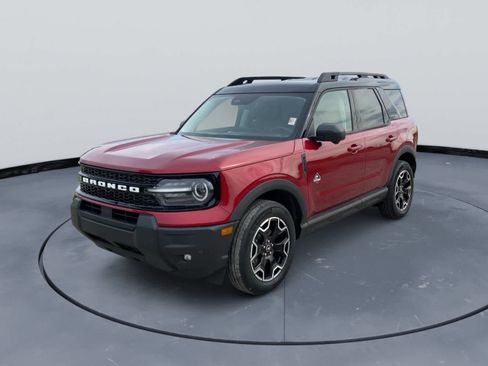 Used 2025 Ford Bronco Sport Outer Banks w/ Outer Banks Tech Package+ AWD/4WD image 9