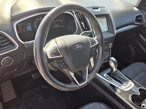 Used 2016 Ford Edge SEL w/ Equipment Group 201A AWD/4WD image 11