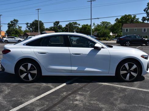 Used 2025 Audi A5 2.0T Prestige w/ 19" Wheel Package AWD/4WD image 8