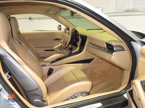 Used 2016 Porsche 911 Carrera image 6