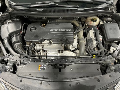 Used 2016 Chevrolet Cruze LT image 11