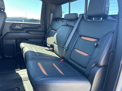 Used 2024 GMC Sierra 3500 AT4 w/ AT4 Premium Plus Package image 7