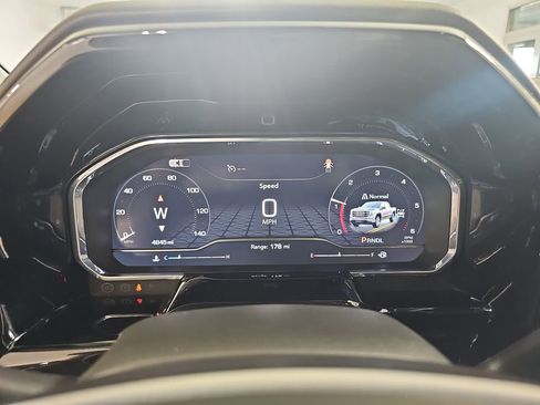 Certified 2025 GMC Sierra 1500 Elevation image 25