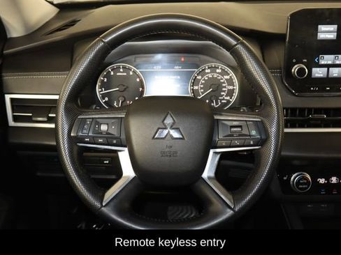 Used 2022 Mitsubishi Outlander SEL AWD/4WD image 7