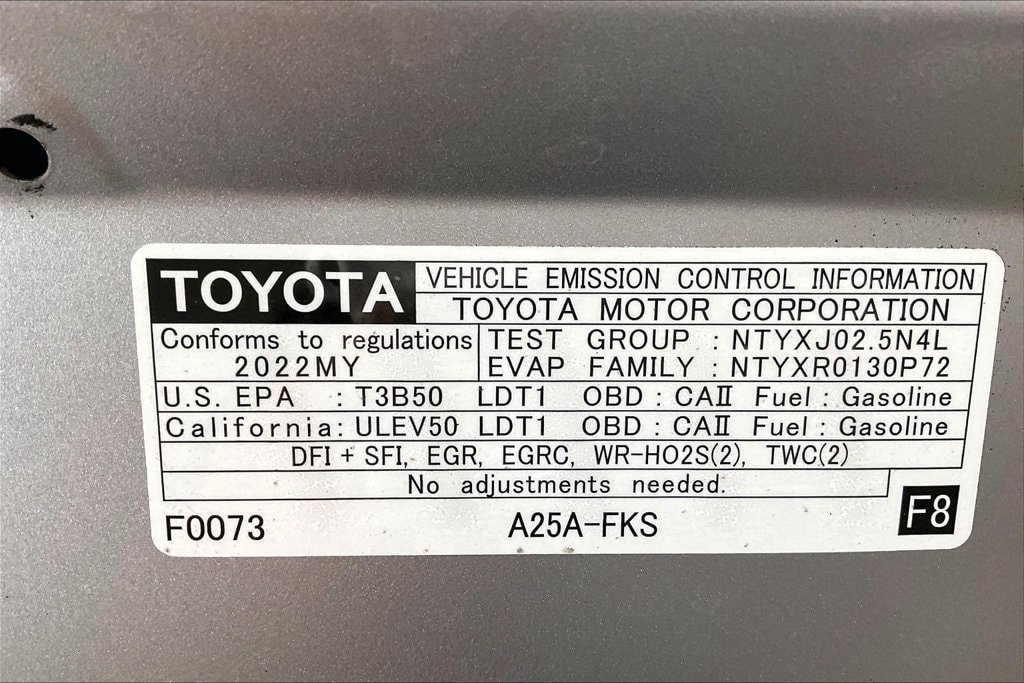 Used 2022 Toyota RAV4 XLE AWD/4WD image 31