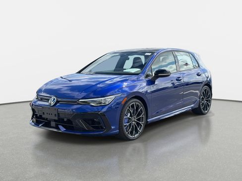 Used 2025 Volkswagen Golf 2.0T image 7