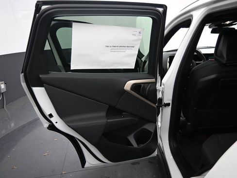 Used 2025 BMW X3 xDrive30i w/ Convenience Package image 27