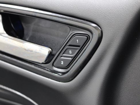 Used 2023 Dodge Durango GT RWD image 8