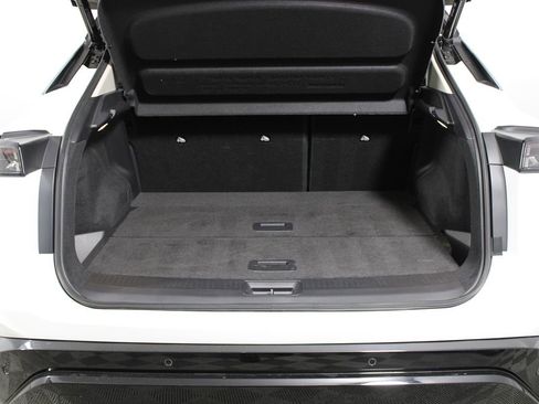 Used 2023 Nissan Ariya FWD image 39