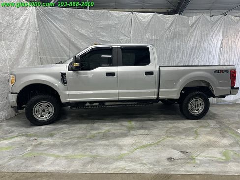 Used 2017 Ford F250 XL w/ Power Equipment Group image 13