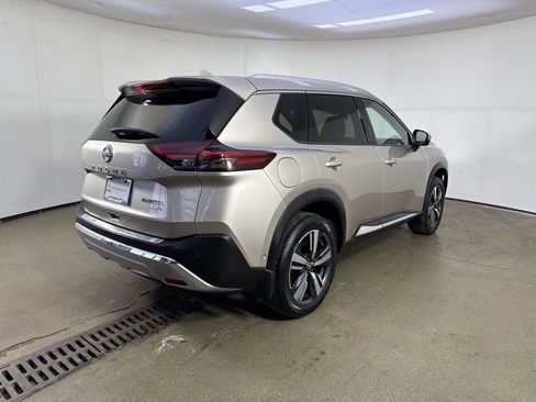 Certified 2023 Nissan Rogue Platinum image 36