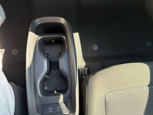 New 2026 Nissan Leaf FWD image 24