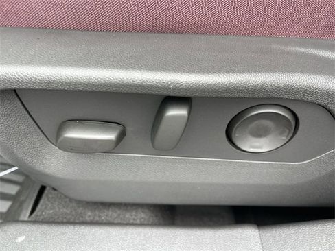 New 2026 Buick Envision Sport Touring image 12