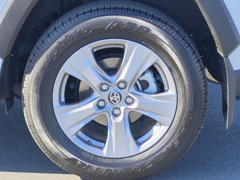 Certified 2025 Toyota RAV4 XLE AWD/4WD image 13
