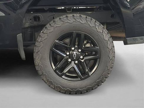 Used 2021 Chevrolet Silverado 1500 LT Trail Boss w/ Convenience Package II AWD/4WD image 21