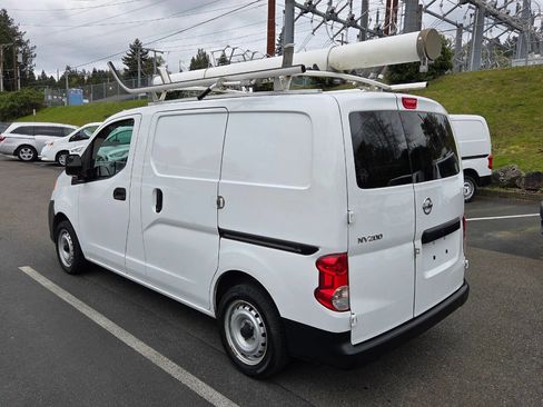 Used 2019 Nissan NV200 S w/ Back Door Glass Package FWD image 5